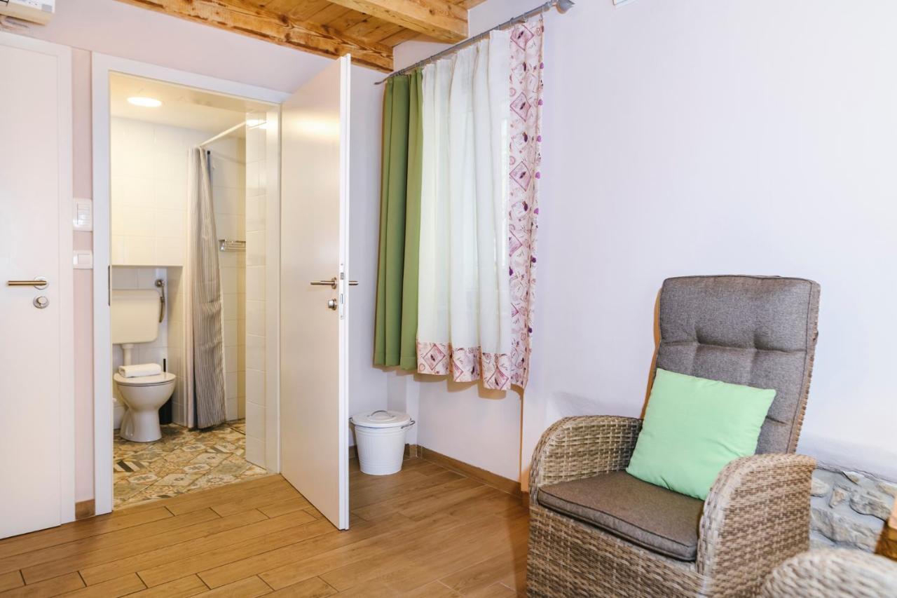 Guesthouse Centrum B&B 伊佐拉 外观 照片