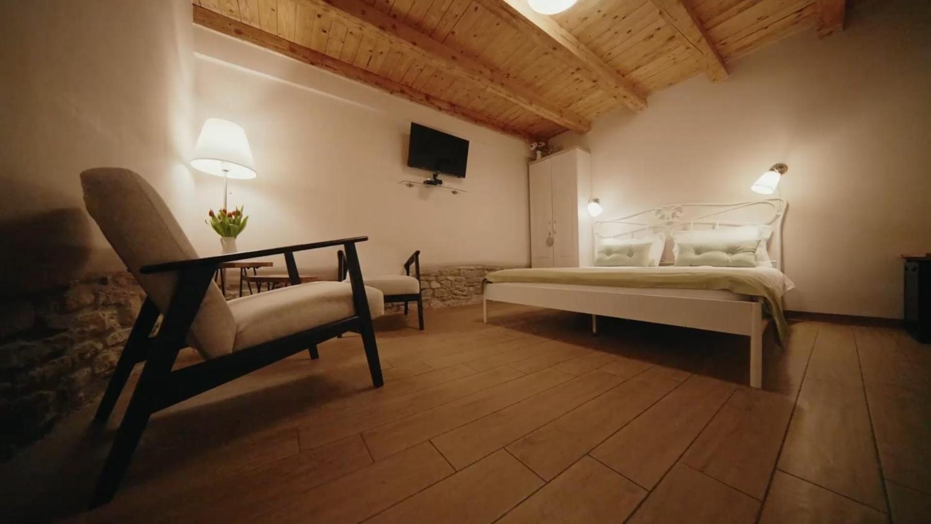 Guesthouse Centrum B&B 伊佐拉 外观 照片