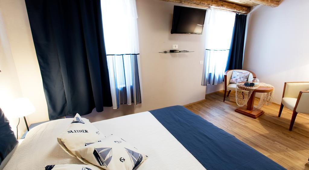 Guesthouse Centrum B&B 伊佐拉 外观 照片