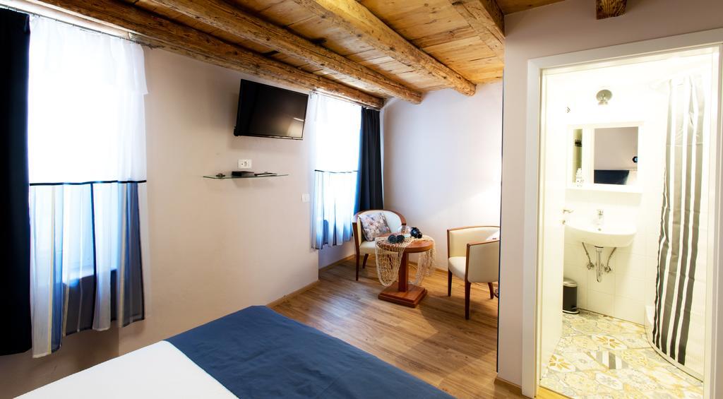 Guesthouse Centrum B&B 伊佐拉 外观 照片