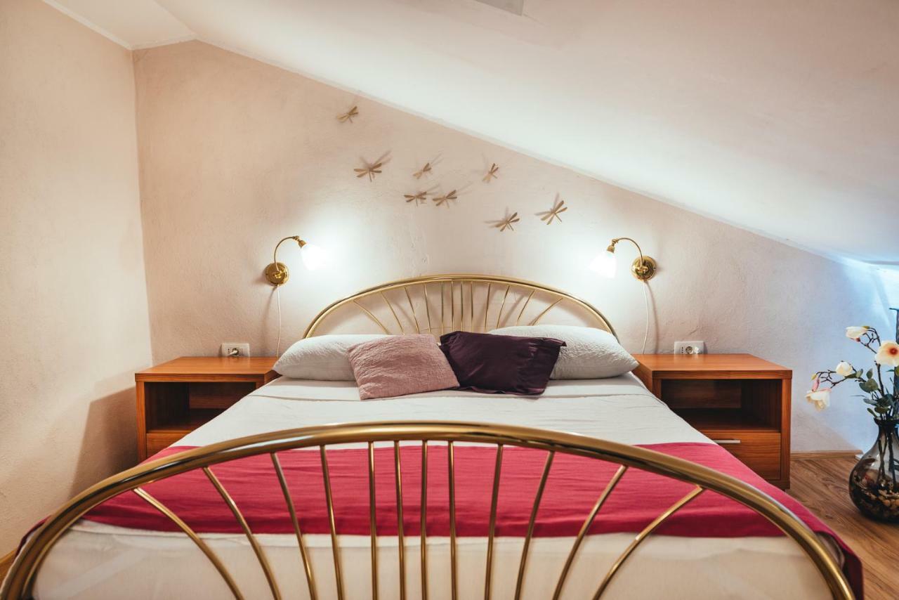 Guesthouse Centrum B&B 伊佐拉 外观 照片